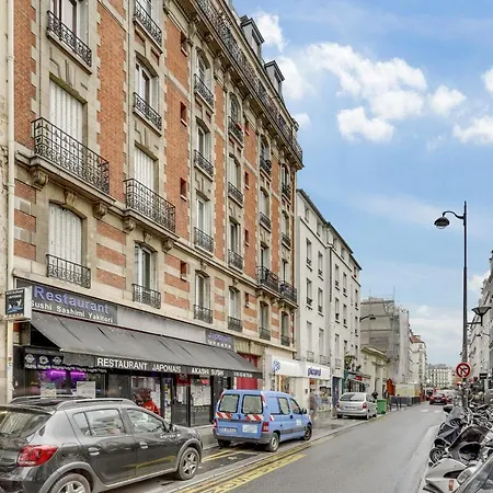 Design Pour 6 Personnes By Weekome Parigi