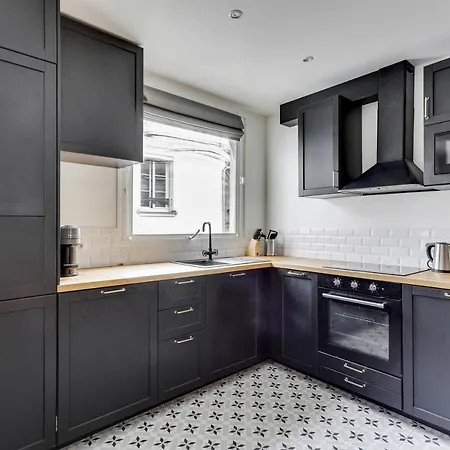 Apartment Design Pour 6 Personnes By Weekome *